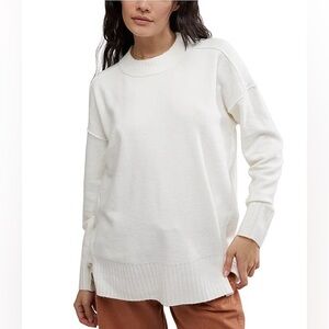 White Phoebe Pullover Soft Knit Crew Neck Long Sleeve Sweater